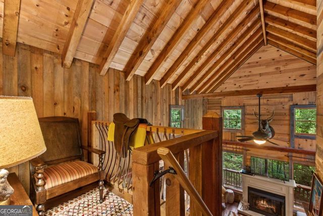 184 Fightingtown Drive, Blue Ridge, GA 30513