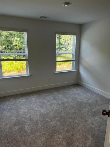 3543 Dover Run Lane, Loganville, GA 30052
