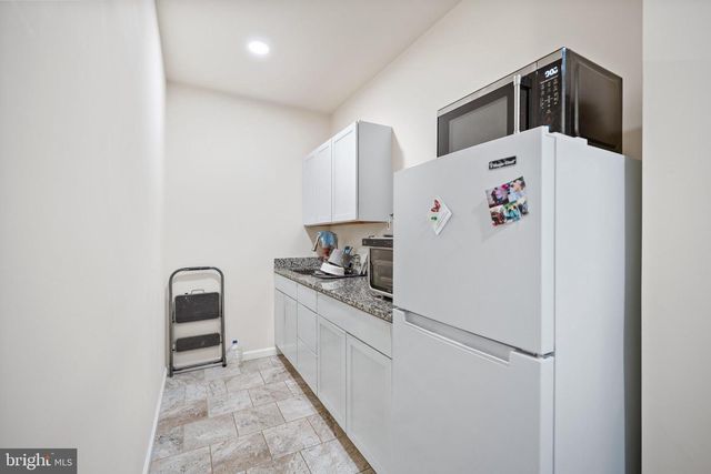 16421 REGATTA LN S, Woodbridge, VA 22191