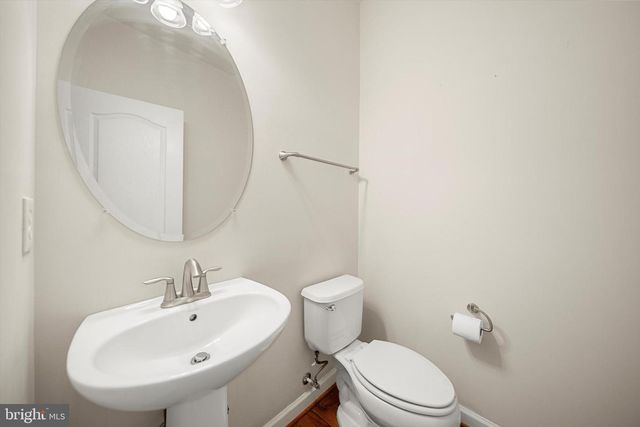 16421 REGATTA LN S, Woodbridge, VA 22191