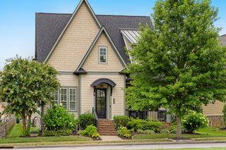 3112 Hazelton Dr, Thompsons Station, TN 37179