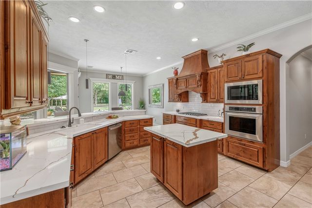 17817 Ranch House Road, College Station, TX 77845