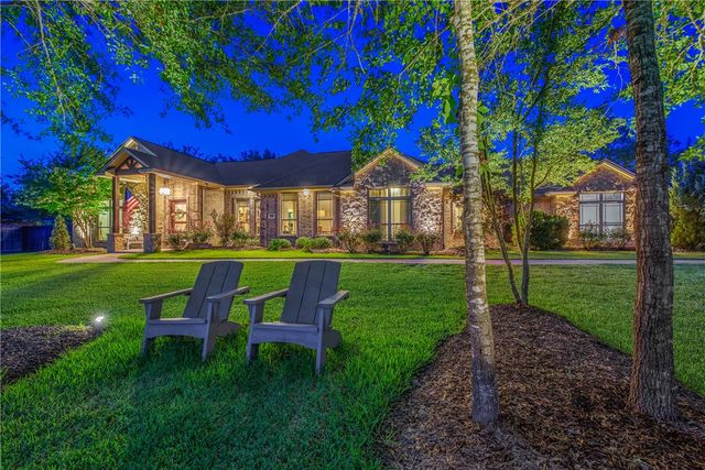 17817 Ranch House Road, College Station, TX 77845