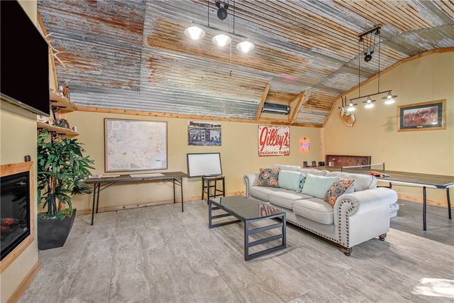 17817 Ranch House Road, College Station, TX 77845