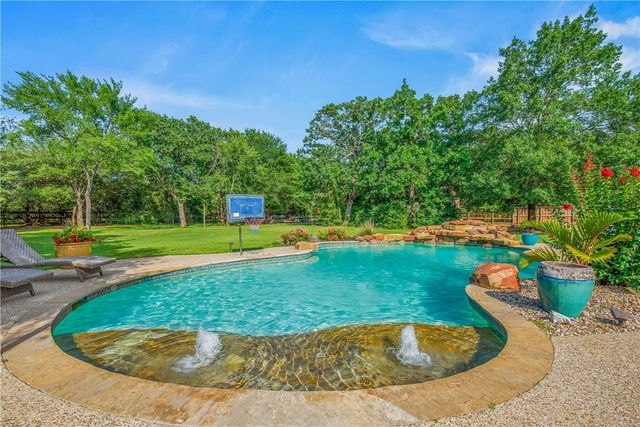 17817 Ranch House Road, College Station, TX 77845