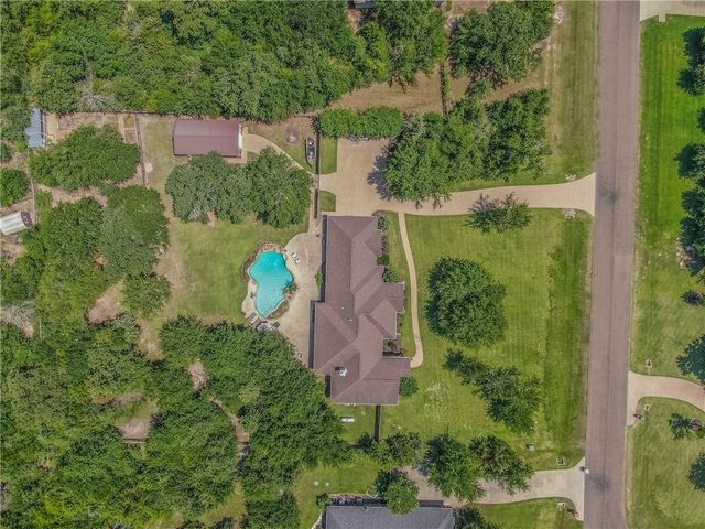 17817 Ranch House Road, College Station, TX 77845