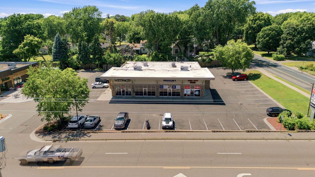 1789 Lexington Avenue N, Roseville, MN 55113 — photo 2