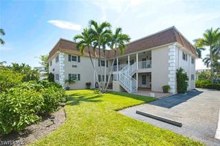 940 3rd ST S 201, Naples, FL 34102