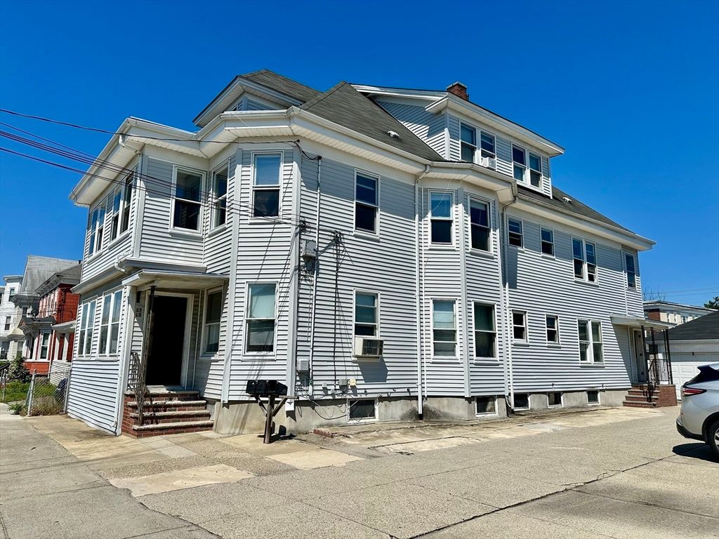 17 Bowdoin Street 1, Lawrence, MA 01843