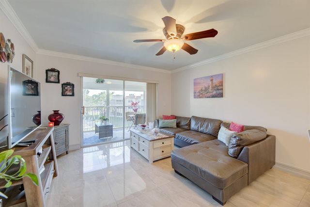 6850 Royal Palm Boulevard 303g, Margate, FL 33063