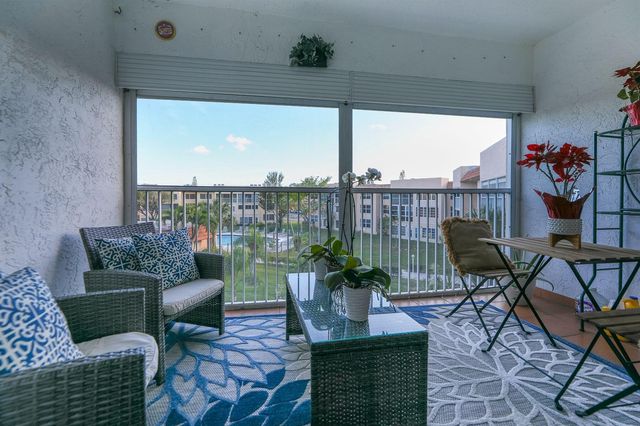 6850 Royal Palm Boulevard 303g, Margate, FL 33063