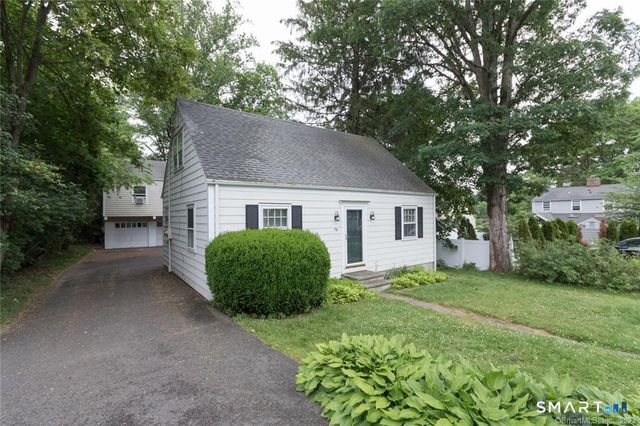 74 Grove Street, New Canaan, CT 06840