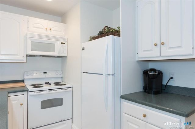 74 Grove Street, New Canaan, CT 06840