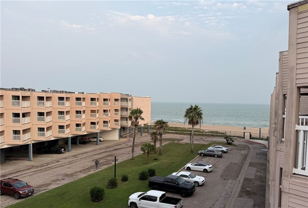 3938 Surfside Blvd 1331, Corpus Christi, TX 78402 — exterior