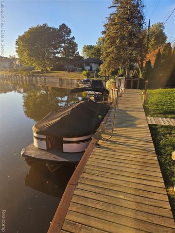 2549 Riverwood Drive, Port Huron, MI 48060