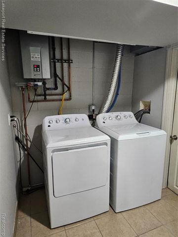 2549 Riverwood Drive, Port Huron, MI 48060