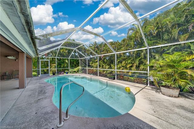 1804 SW 1st AVE, Cape Coral, FL 33991