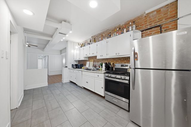 5210 S Ingleside Avenue 2, Chicago, IL 60615