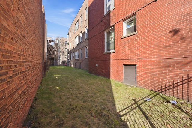 5210 S Ingleside Avenue 2, Chicago, IL 60615
