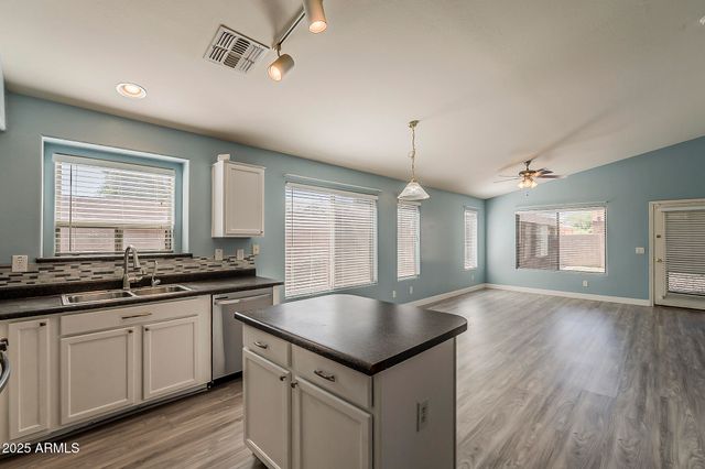 28754 N BAUXITE Lane, San Tan Valley, AZ 85143