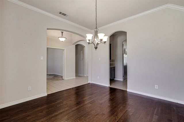 1212 Lantana Lane, Burleson, TX 76028