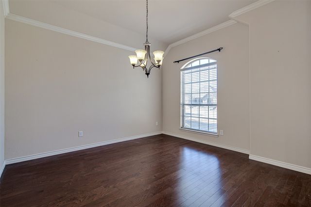 1212 Lantana Lane, Burleson, TX 76028