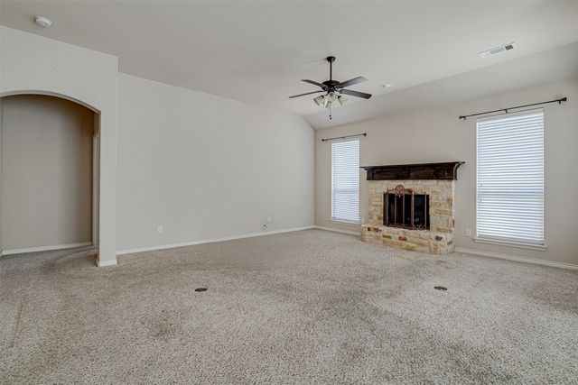 1212 Lantana Lane, Burleson, TX 76028