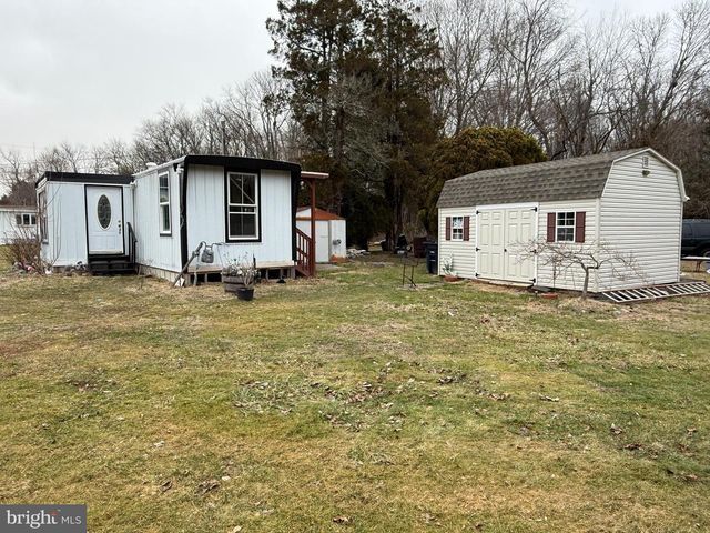 1530 N TUCKAHOE RD, Williamstown, NJ 08094