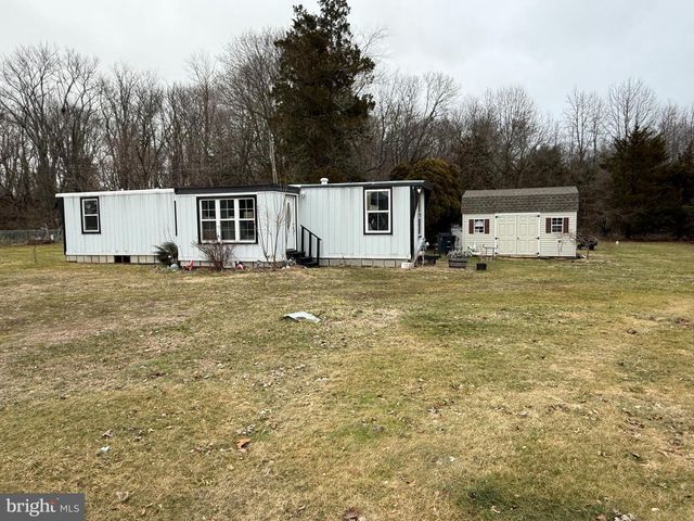 1530 N TUCKAHOE RD, Williamstown, NJ 08094