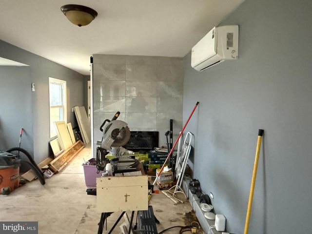 1530 N TUCKAHOE RD, Williamstown, NJ 08094