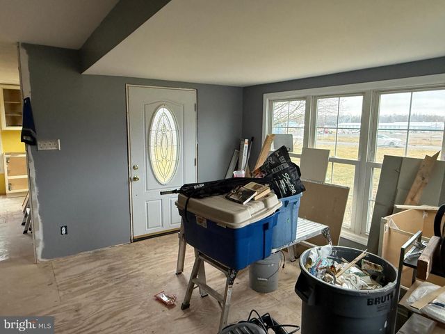 1530 N TUCKAHOE RD, Williamstown, NJ 08094