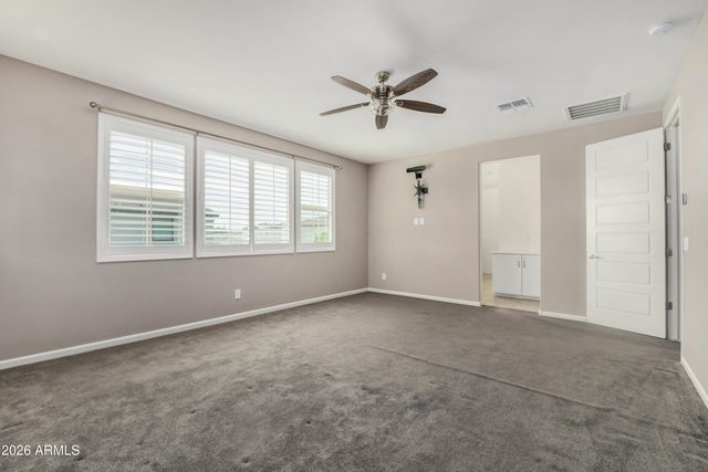 1527 W WINDHAVEN Avenue, Gilbert, AZ 85233