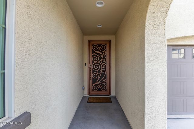 1527 W WINDHAVEN Avenue, Gilbert, AZ 85233