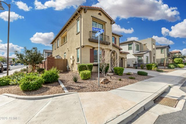 1527 W WINDHAVEN Avenue, Gilbert, AZ 85233