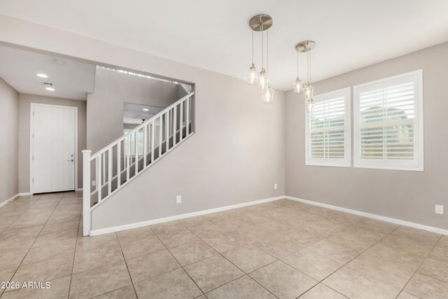 1527 W WINDHAVEN Avenue, Gilbert, AZ 85233