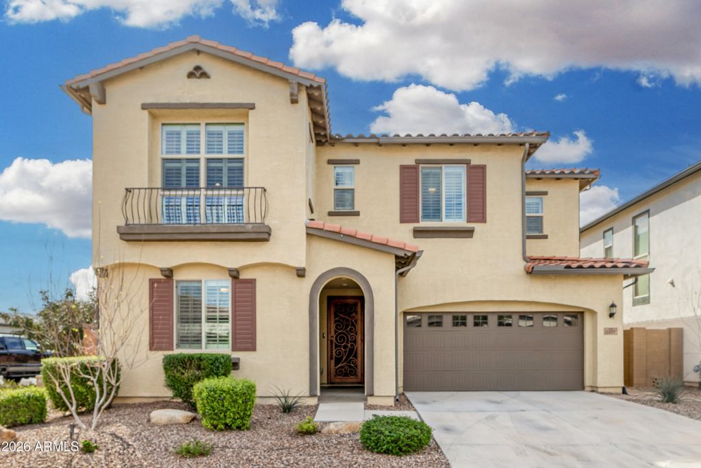 1527 W WINDHAVEN Avenue, Gilbert, AZ 85233