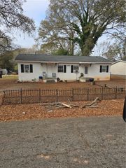 2704 Plainview Road, Anderson, SC 29626