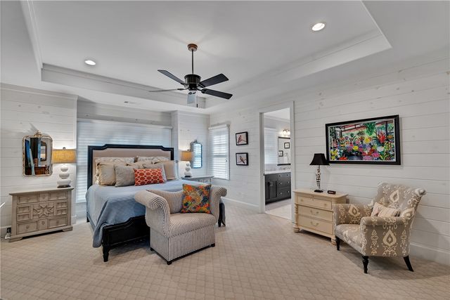 422 Pileated Woodpecker, Sunset, SC 29685