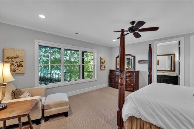 422 Pileated Woodpecker, Sunset, SC 29685