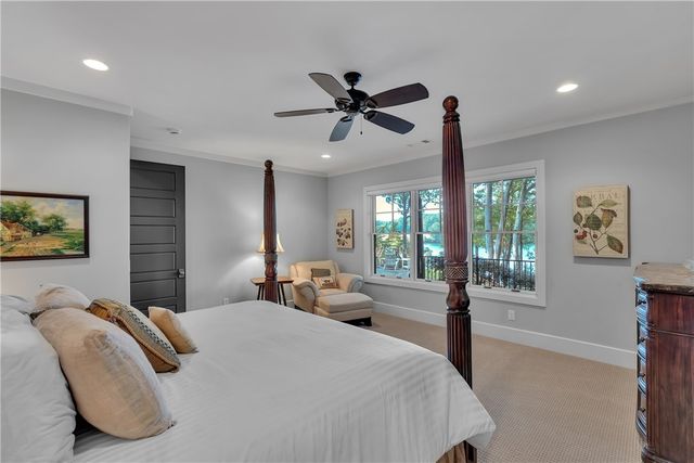 422 Pileated Woodpecker, Sunset, SC 29685