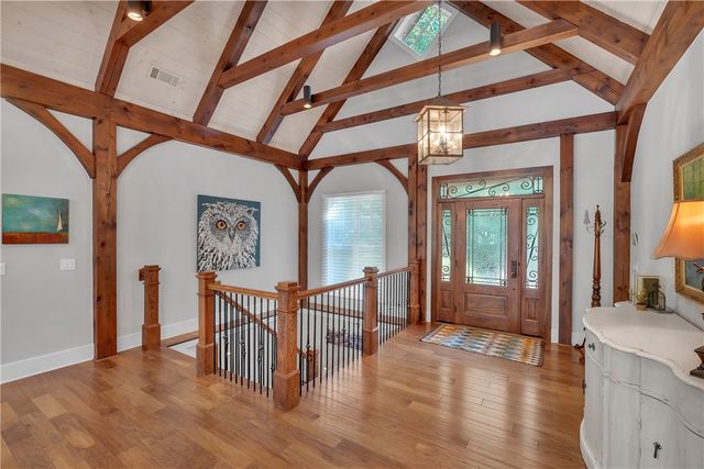 422 Pileated Woodpecker, Sunset, SC 29685