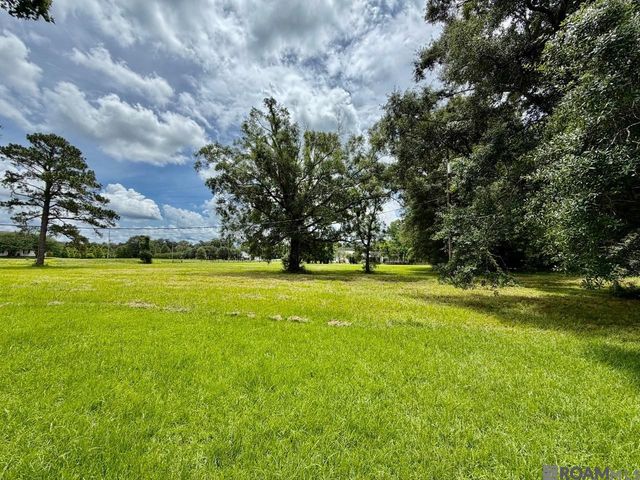 19170 Jefferson Hwy, Saint George, LA 70817