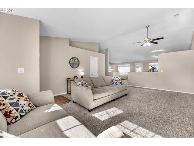 9809 Ne 41ST Ave, Vancouver, WA 98665