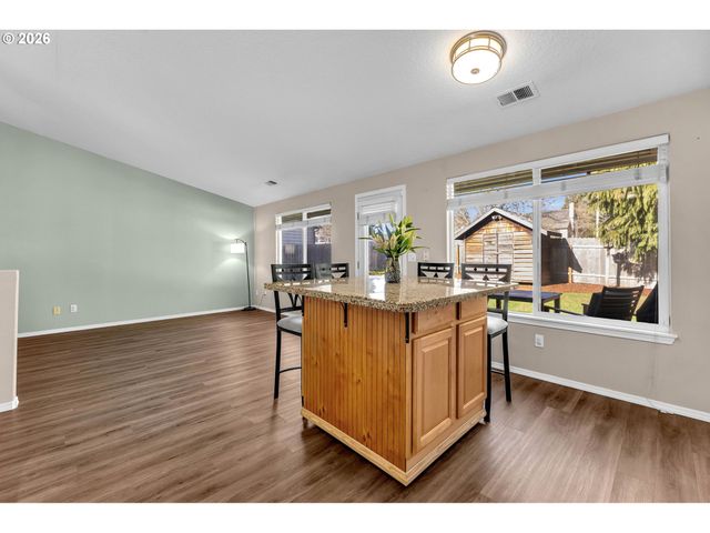 9809 Ne 41ST Ave, Vancouver, WA 98665