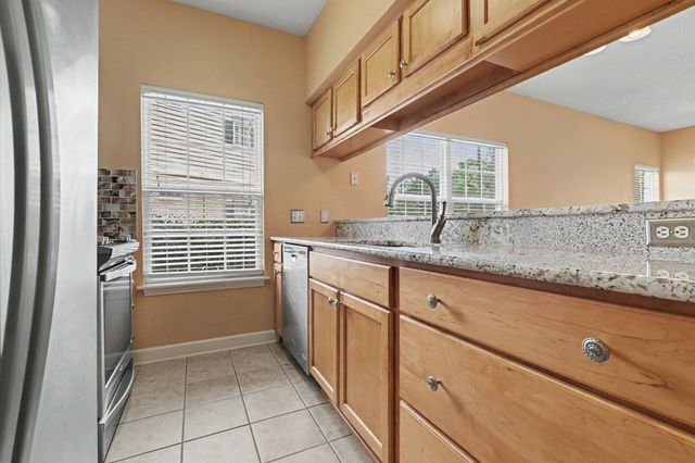 907 Knoll Shores Ct Unit 101, Murrells Inlet, SC 29576