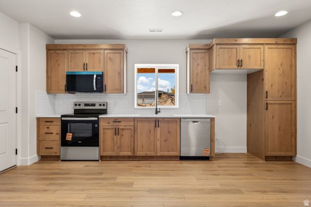 1068 S 4425 W, West Point, UT 84015