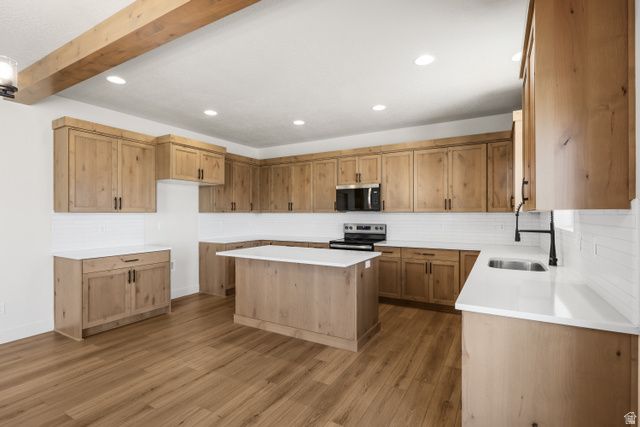 1068 S 4425 W, West Point, UT 84015