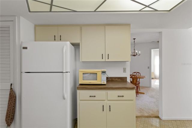 2271 PINE VIEW CIRCLE, Sarasota, FL 34231