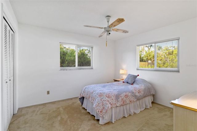 2271 PINE VIEW CIRCLE, Sarasota, FL 34231