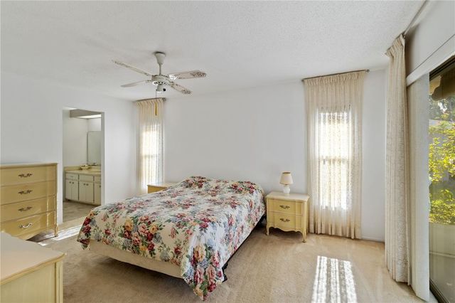 2271 PINE VIEW CIRCLE, Sarasota, FL 34231
